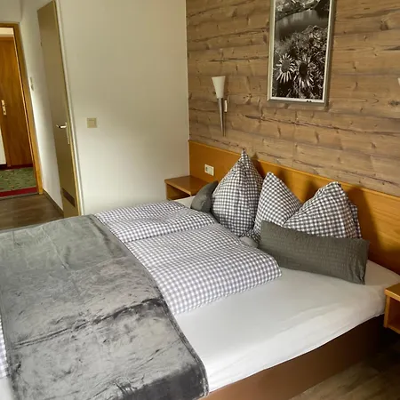 Erika Hotel *
